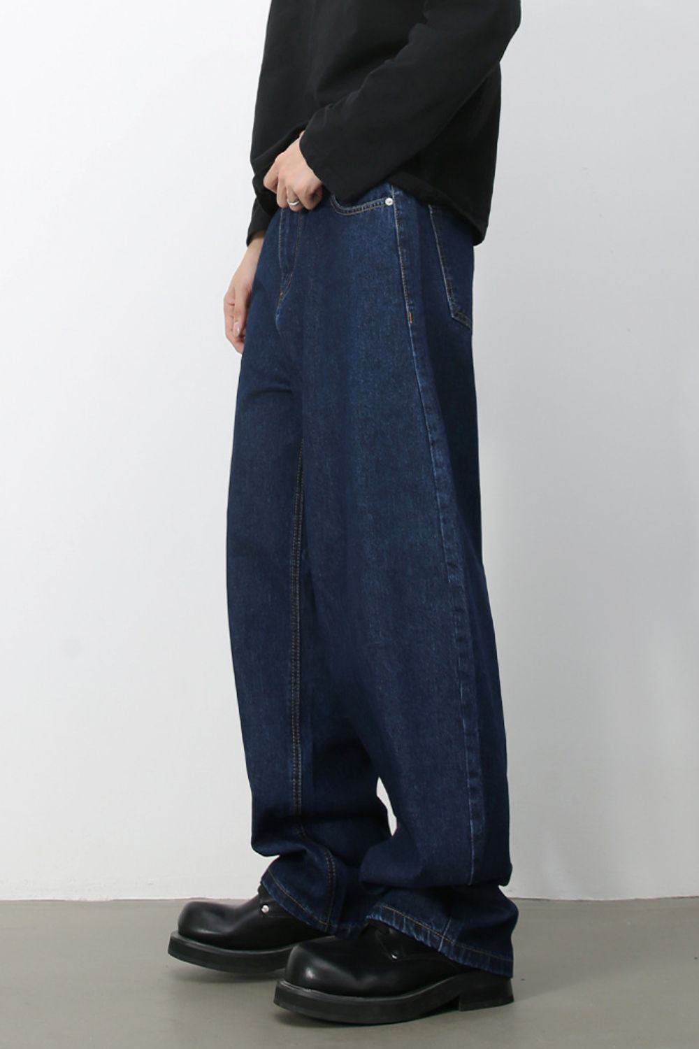 Men's Wide Leg Jeans - S. M. & Co.