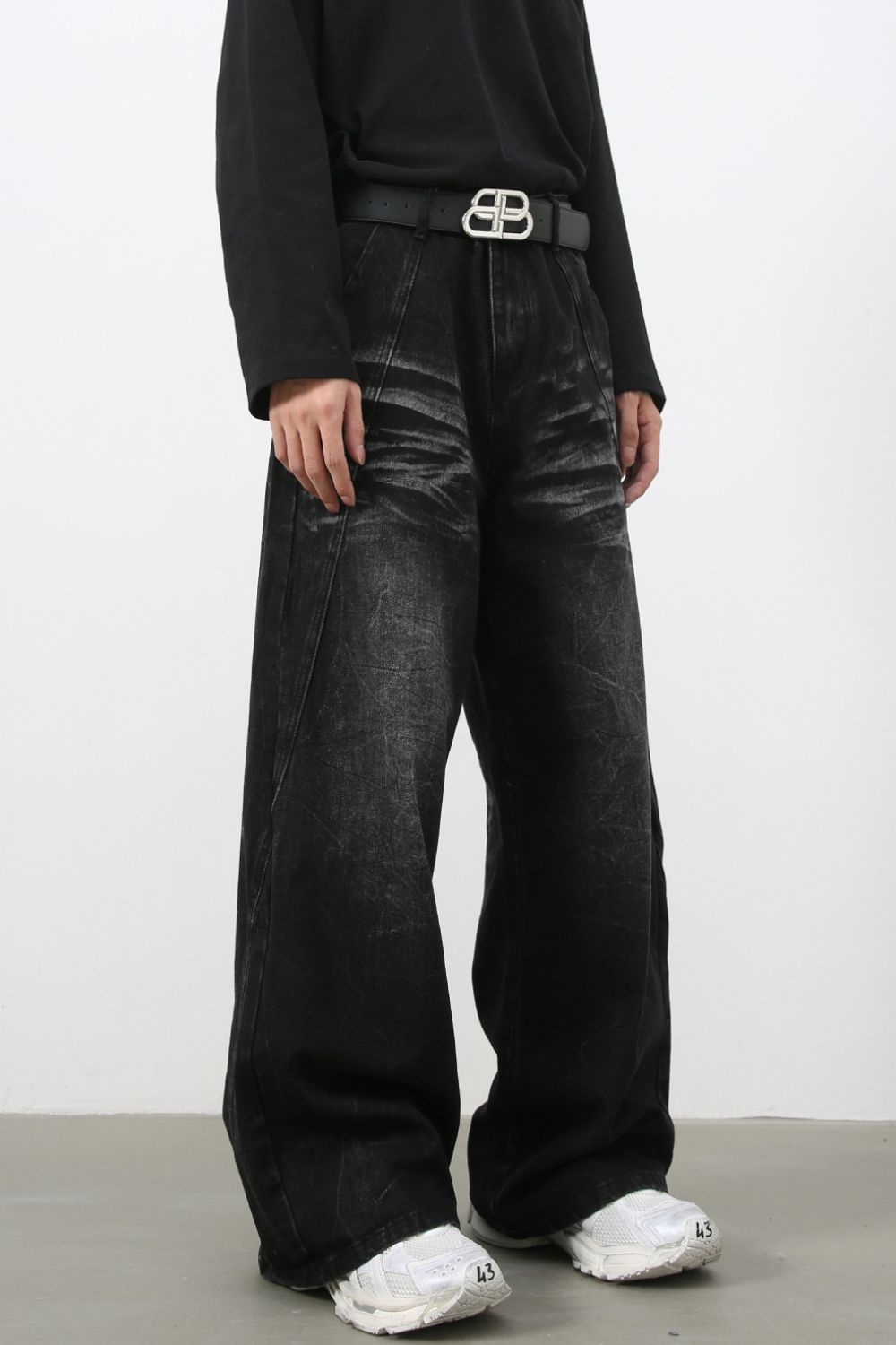 Men's Wide Leg Jeans with Pockets - S. M. & Co.