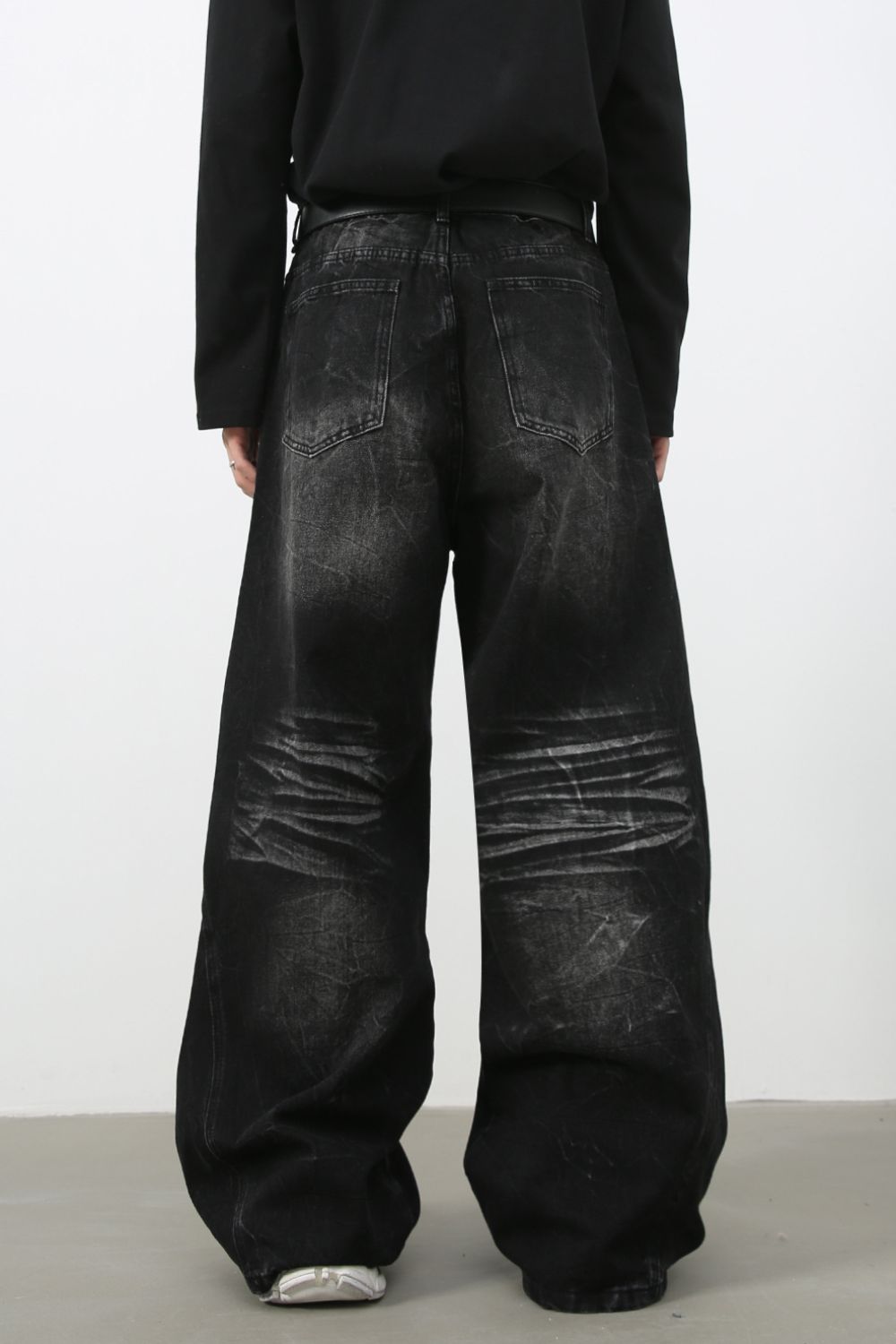Men's Wide Leg Jeans with Pockets - S. M. & Co.